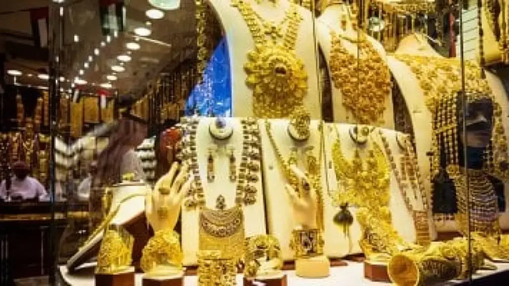 ارتفاع أسعار الذهب.. تذبذب كبير في الأسواق القطرية مع بداية تداولات الأسبوع